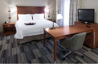 Hampton Inn&suites Colorado Springs/i-25 South 3*